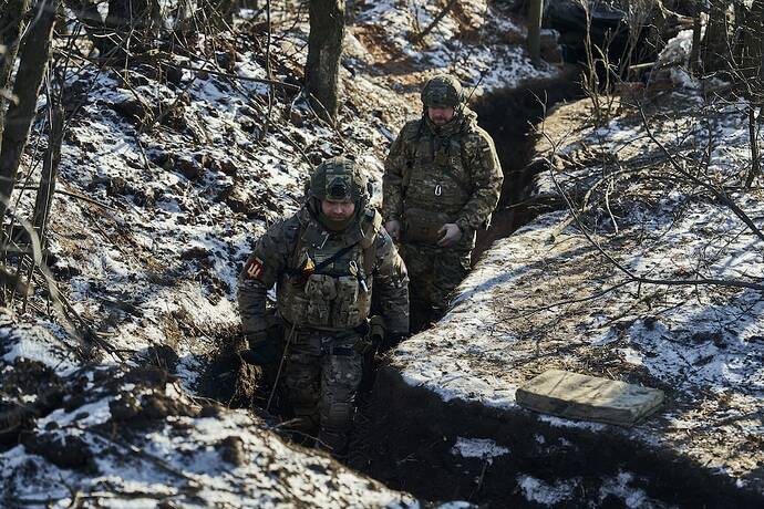 ukrainian-soldiers-trenches-frontline-close-794246997