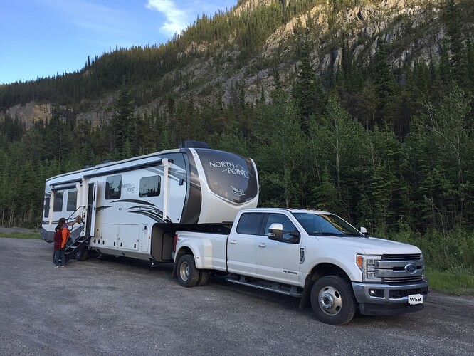truck-trailer-canadian-rockies